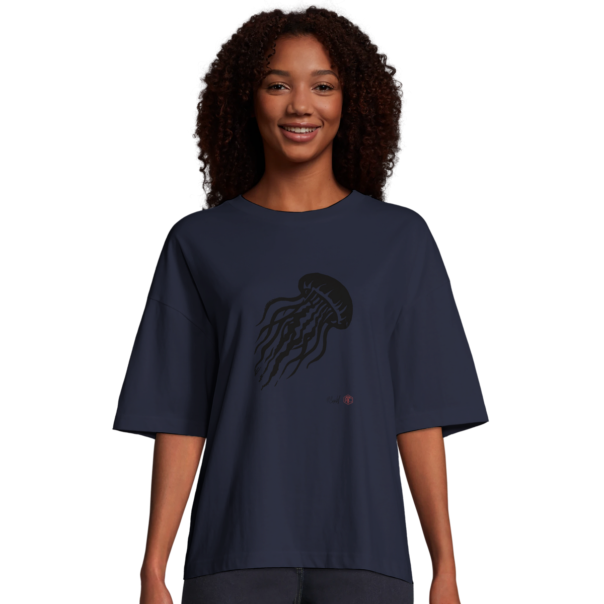 Model wearing T-shirt “Jellyfish”, navy blue, women’s cut – front view