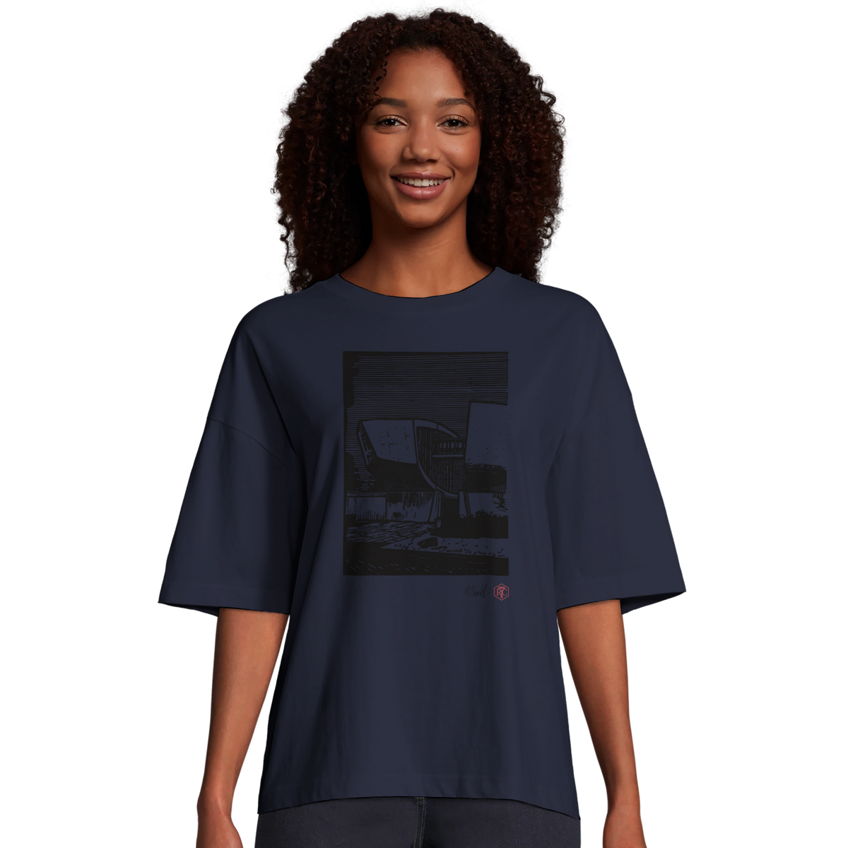 Model wearing T-shirt “SNP”, navy blue, women’s cut – front view