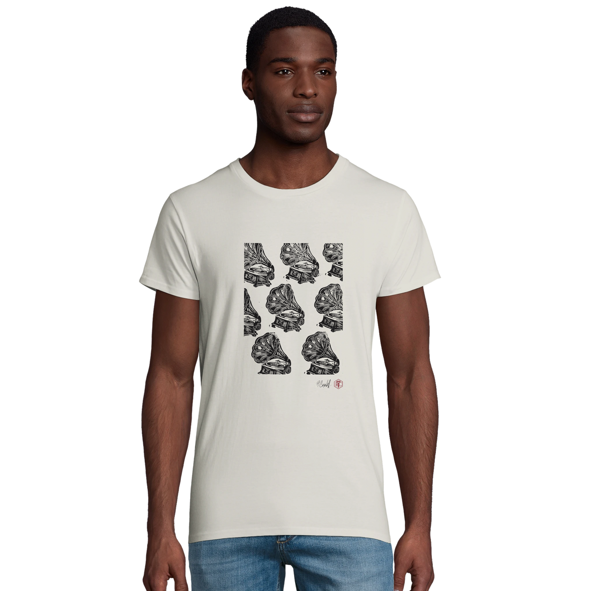 Model wearing T-shirt “Gramophones”, ash grey, men’s cut – front view