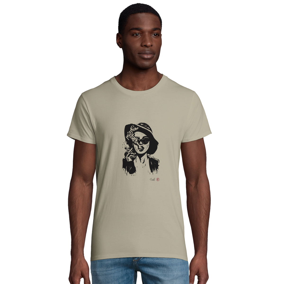 Model wearing T-shirt “Smoke”, sand, men’s cut – front view