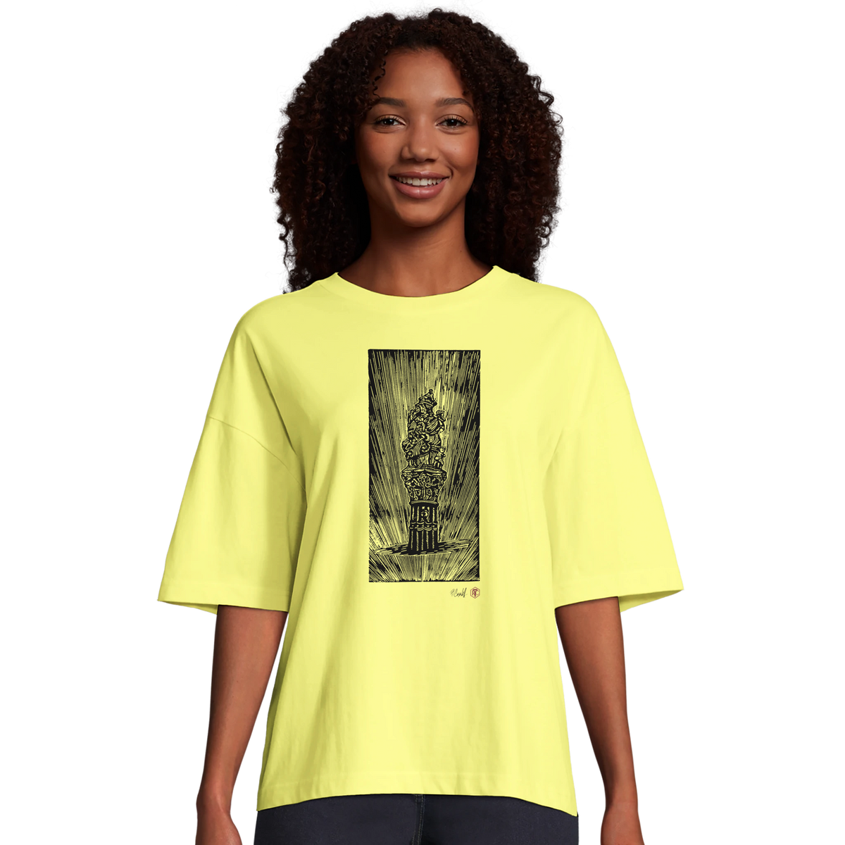Model wearing T-shirt “The Fountain, Bern”, light yellow, women’s cut – front view