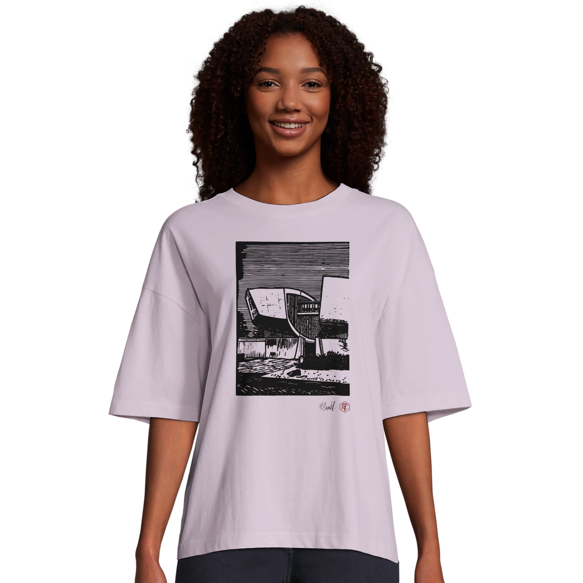 Model wearing T-shirt “SNP”, lilac, women’s cut – front view