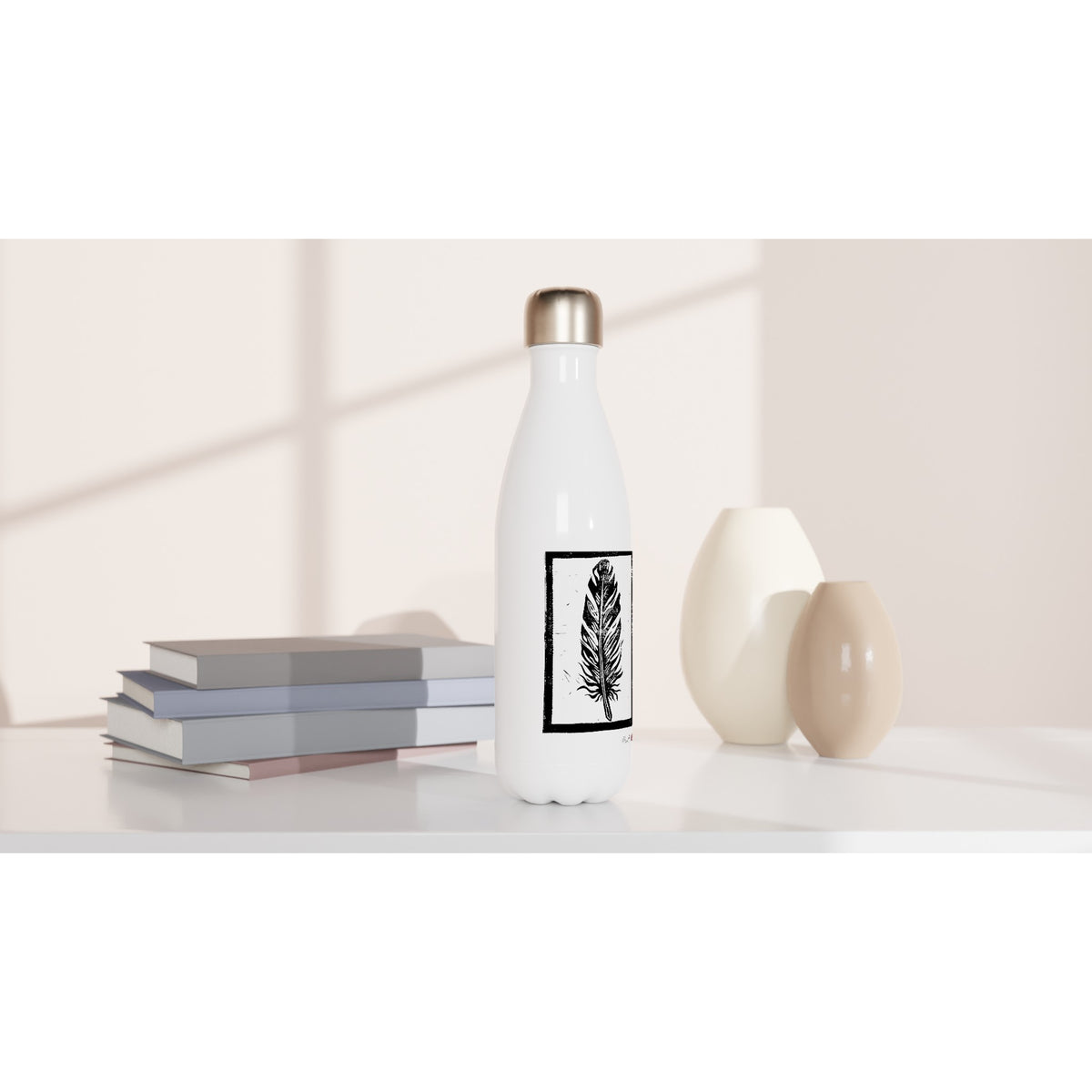 Stainless steel bottle with the linocut “Feather” – view 2