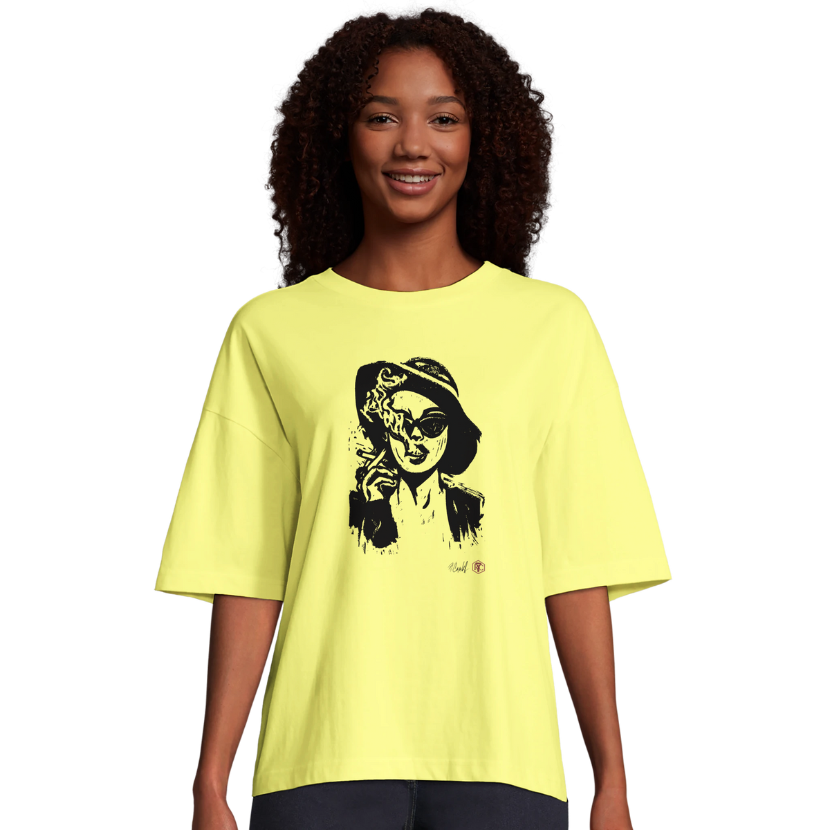 Model wearing T-shirt “Smoke”, light yellow, women’s cut – front view