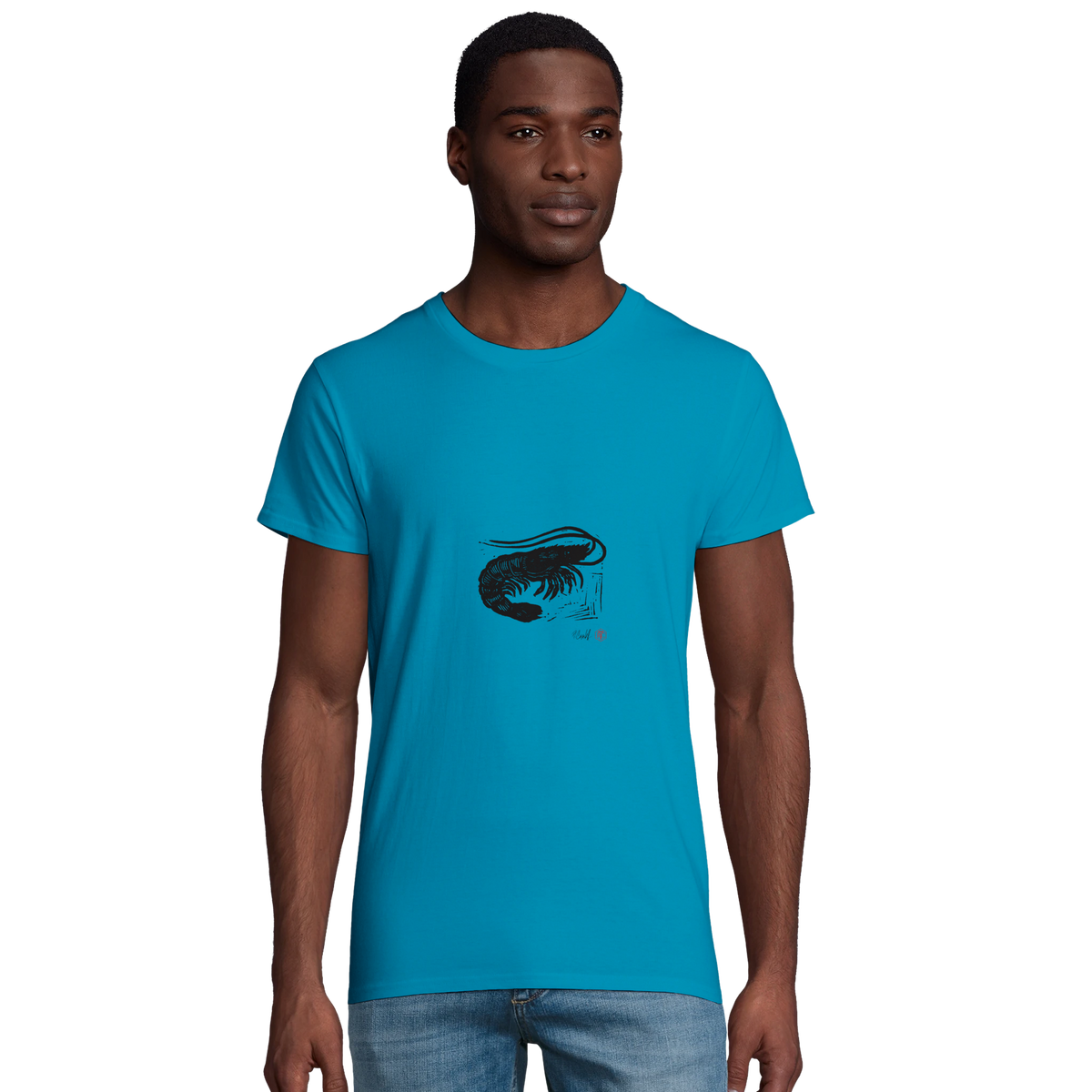 Model wearing T-shirt “Shrimp”, aqua, men’s cut – front view